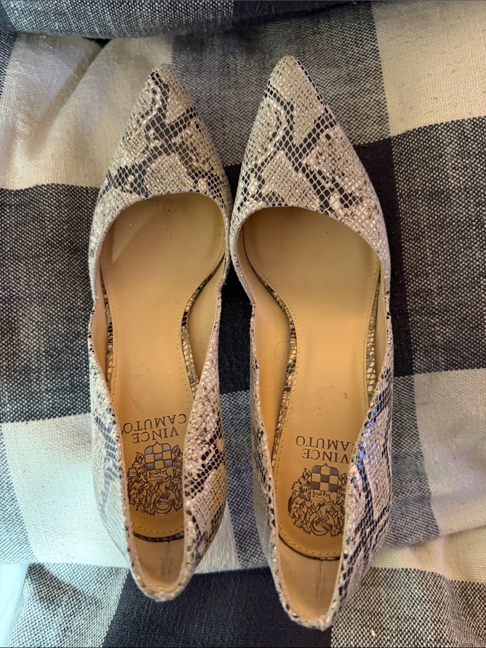 Vince Camuto Beige and Black Snake-Print Pointed Toe Pumps - Picture 7 of 8